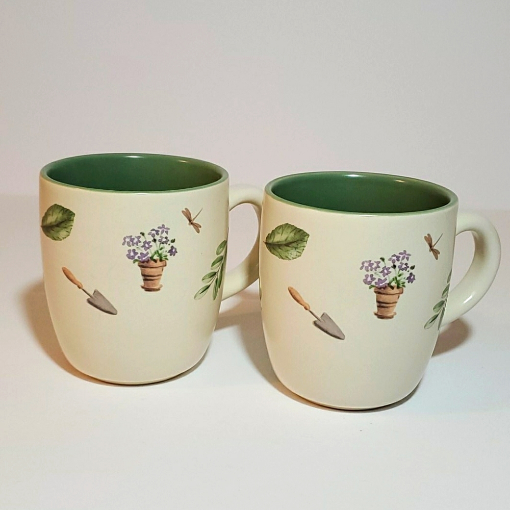 Pfaltzgraff Perennials Coffee Mugs Lot of 2